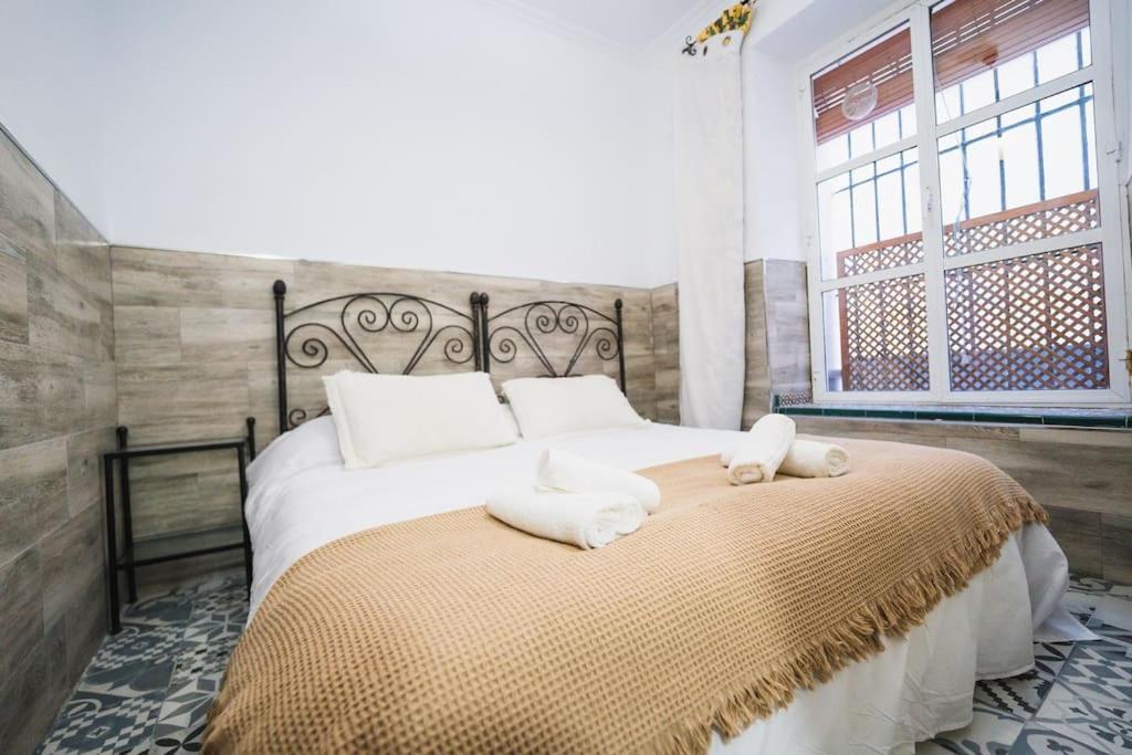Apartamento En El Barrio De San Lorenzo, Junto A La Basilica Del Gran Poder إشبيلية المظهر الخارجي الصورة